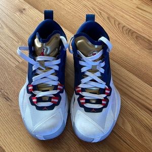 Boys Michael Jordan - Zion - Basketball Shoes